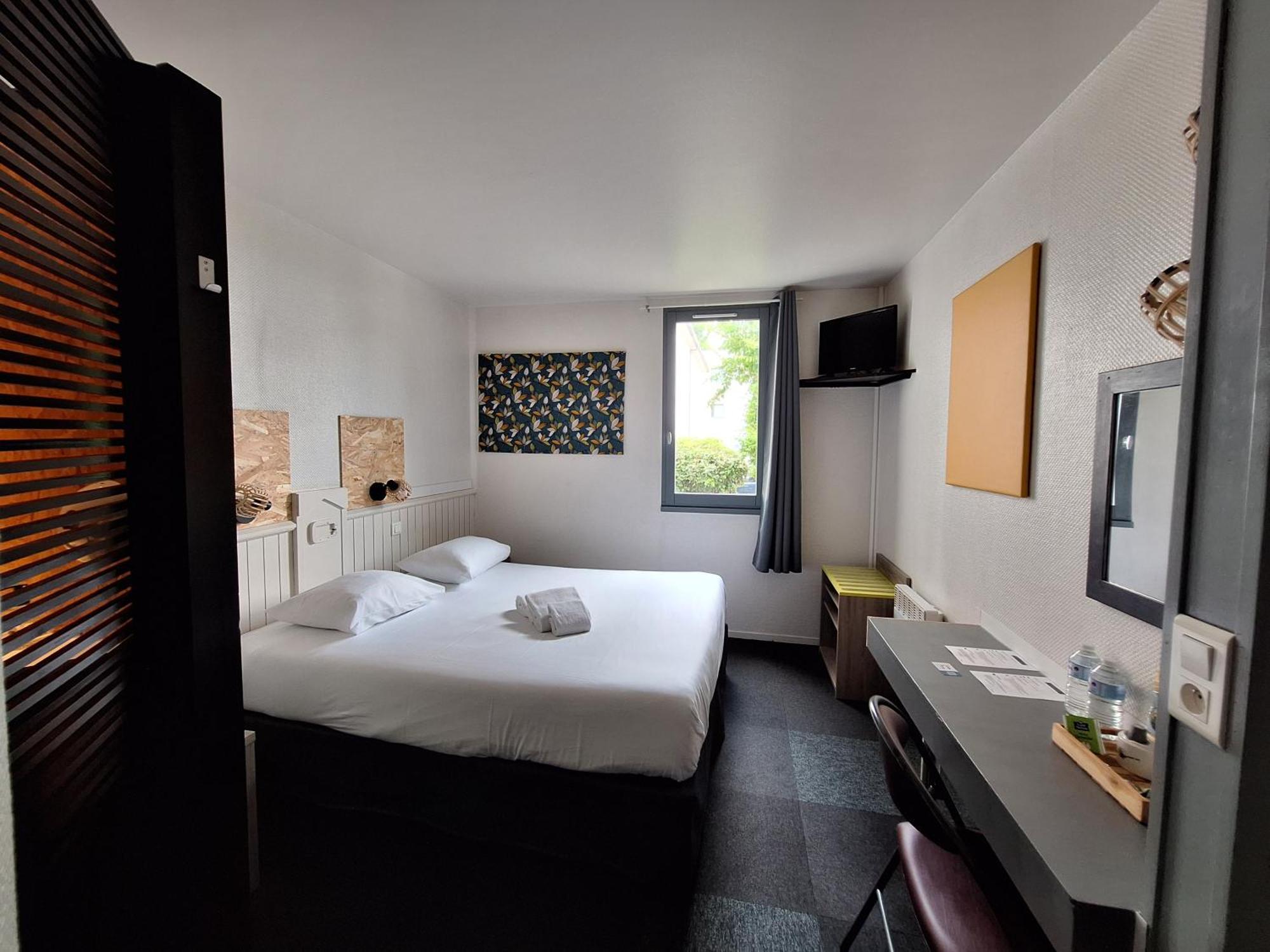 Escale Kennedy Hotel Merignac  Ngoại thất bức ảnh