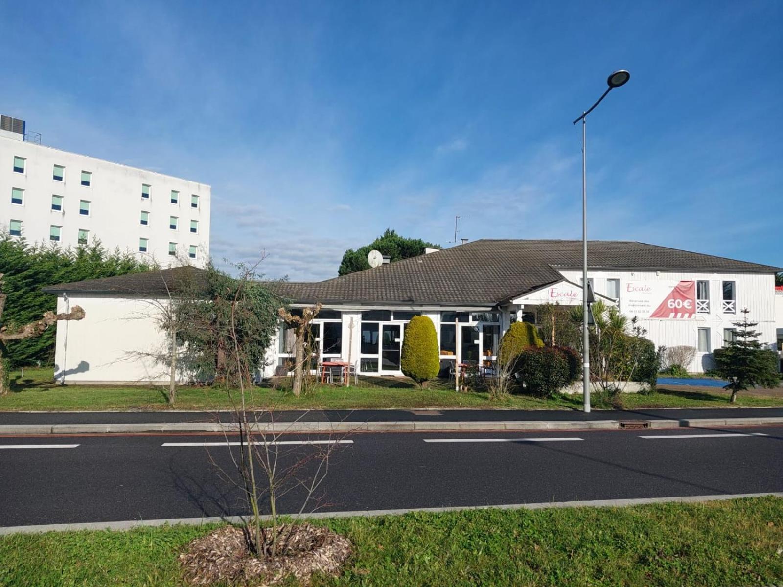 Escale Kennedy Hotel Merignac  Ngoại thất bức ảnh