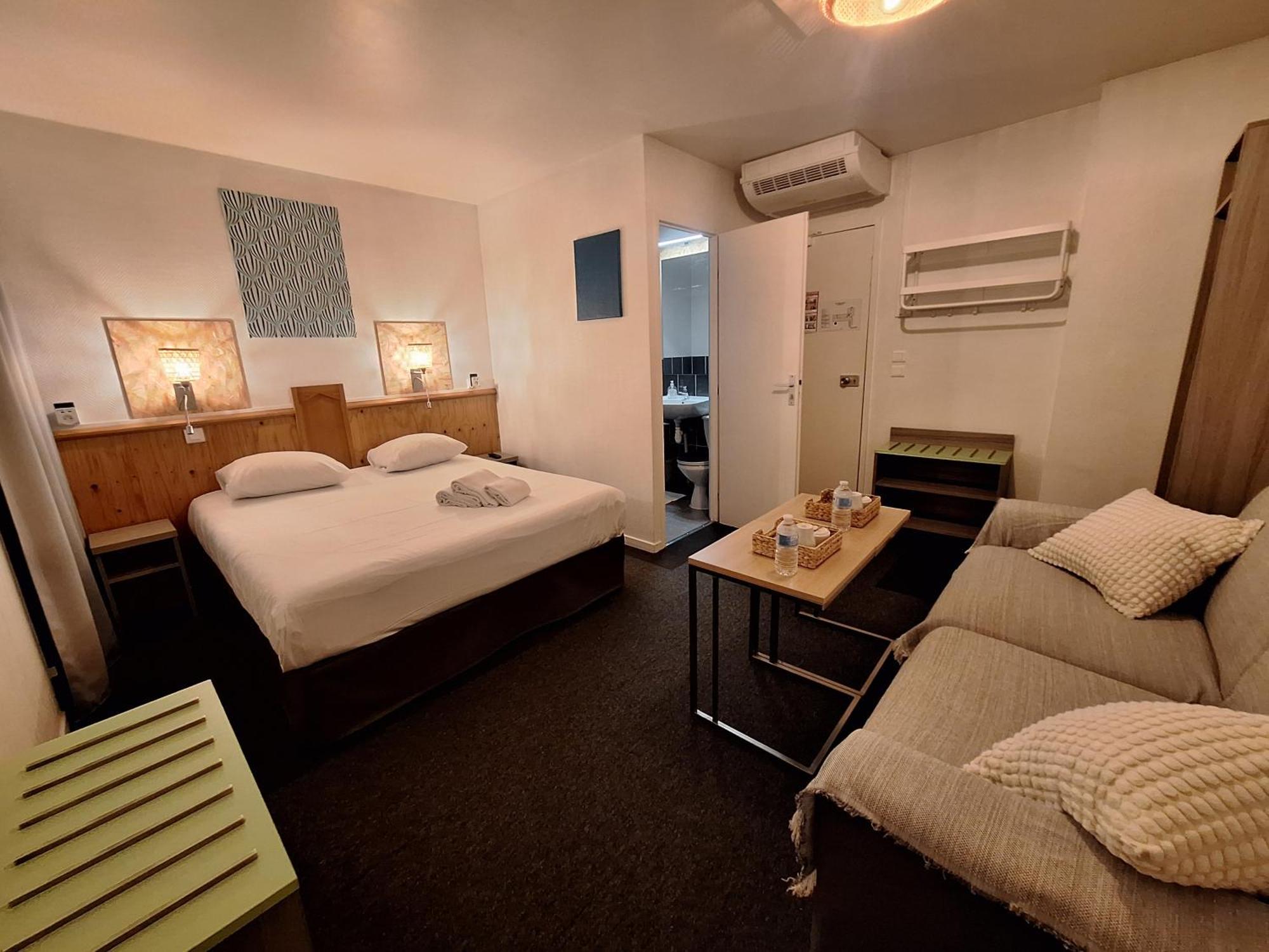 Escale Kennedy Hotel Merignac  Ngoại thất bức ảnh
